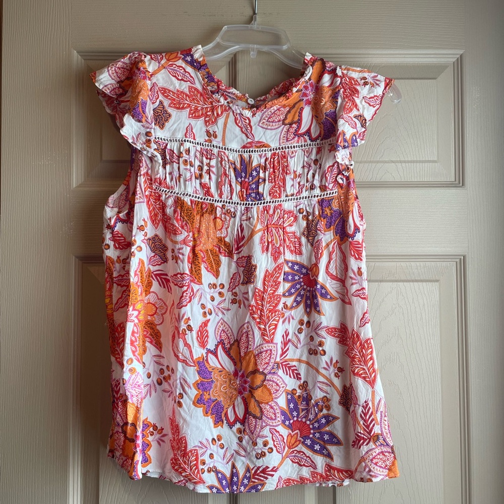 Rose + Olive‎ Floral Ruffle Short Sleeve Top - Multicolor, Size Large